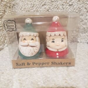 NWT Carnival Cottage Johanna Parker S & P Shakers